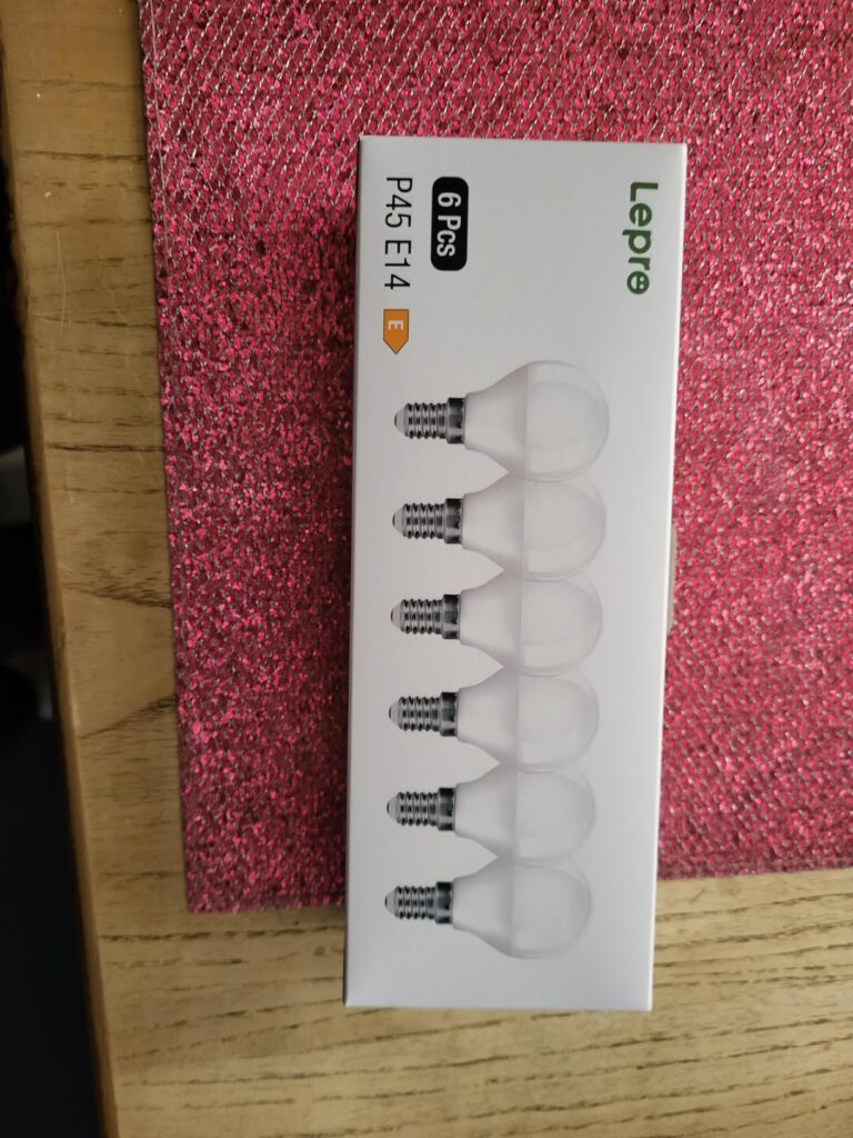 Boîte du lot de 6 ampoules LED Lepro P45 E14