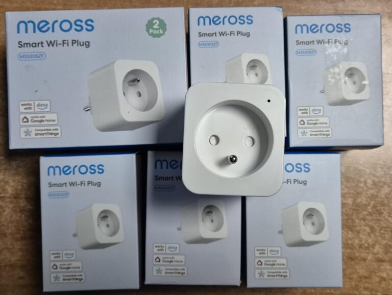 Prise connectée Meross et ses boîtes d'emballage